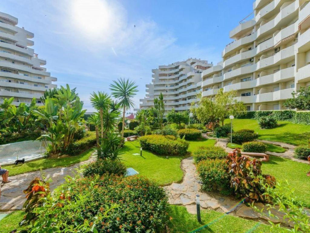 Benalbeach Playa ベナルマデナ エクステリア 写真